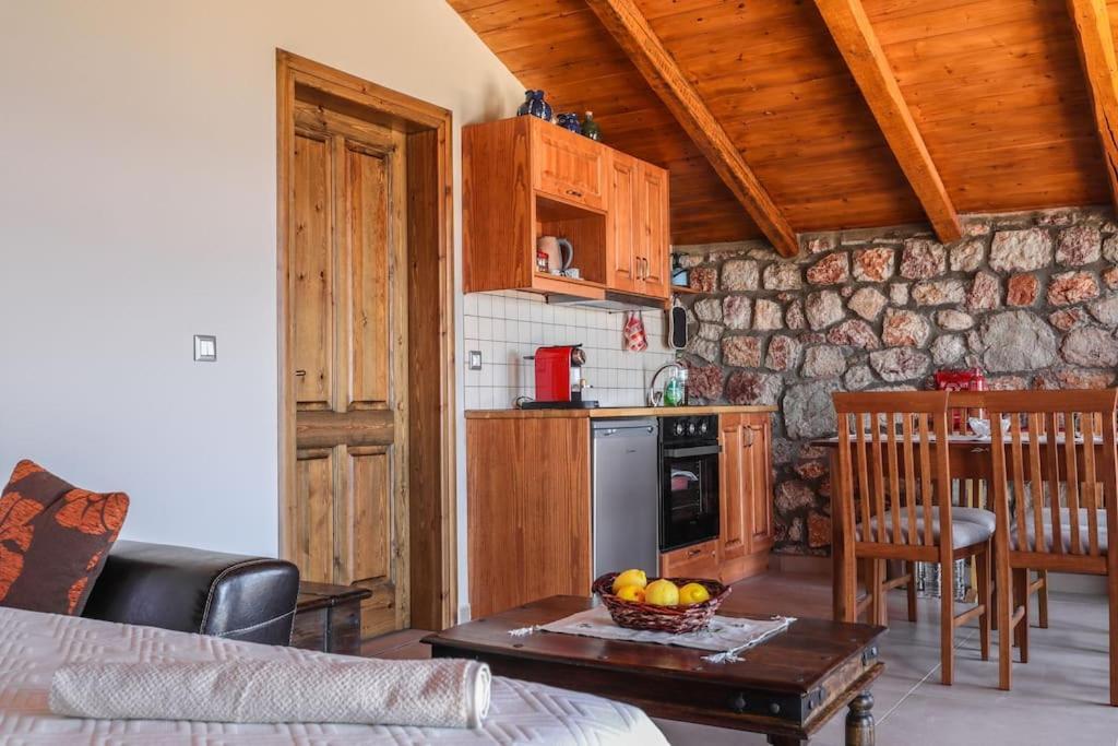 Вілла Petronas Land House 2 Арханґелос Екстер'єр фото